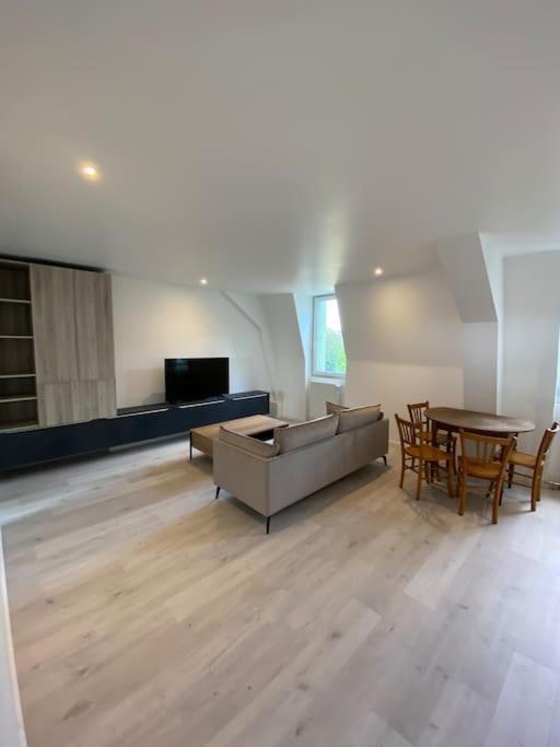 Rodez - Superbe Appartement Neuf Avec Vue エクステリア 写真